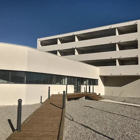 Dans Recente فيلة Sérignan